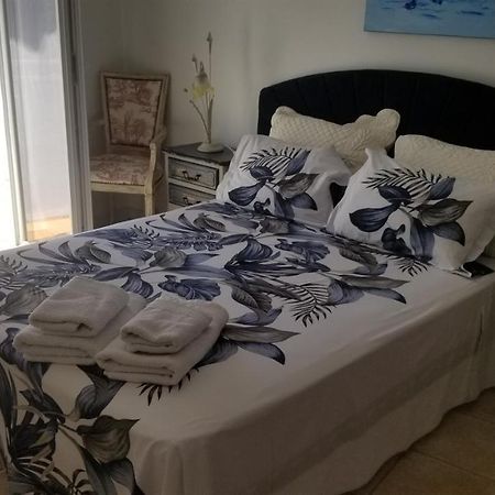 Chambre D'Hote La Petite Maison Du Puits Bollene Ngoại thất bức ảnh